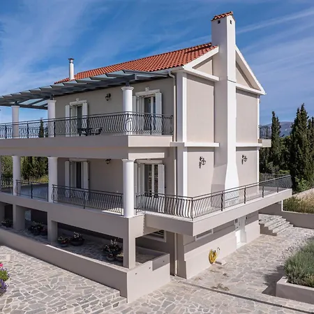 Irene Luxury * Metaxáta