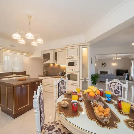 Apartment Irene Luxury Penthouse *