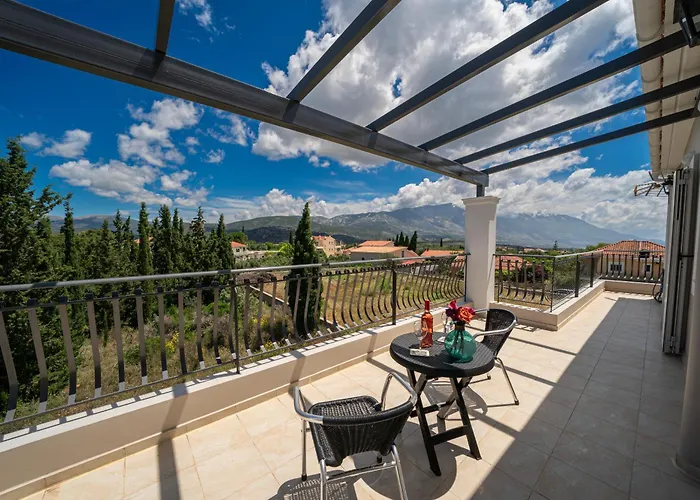 Irene Luxury Apartamento Metaxáta